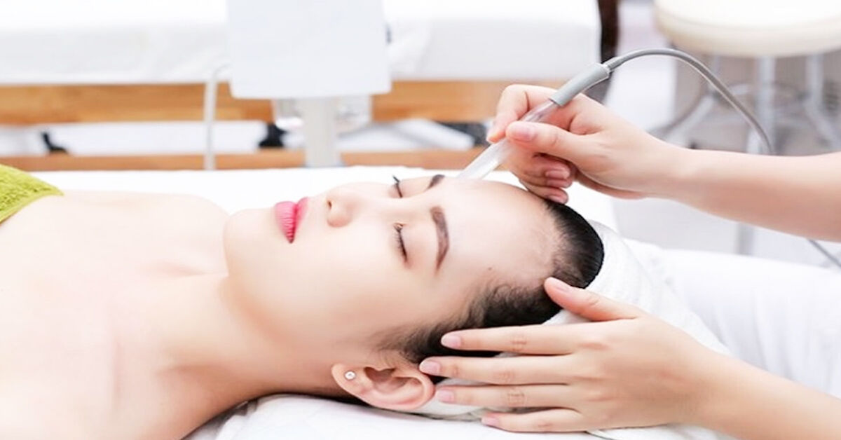 máy hút mụn spa