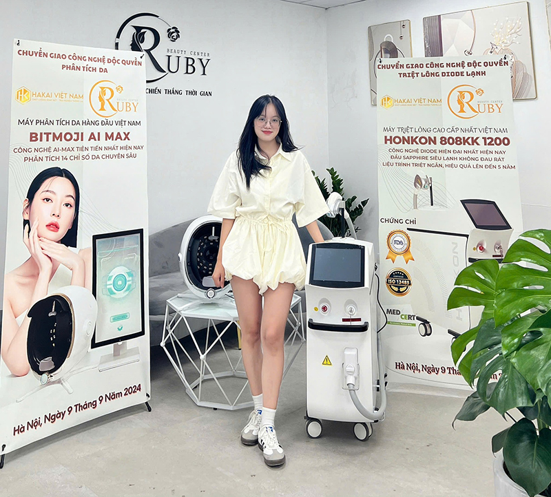 hakai chuyen giao may triet long honkon tai ruby beauty center